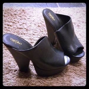 Brand new. High heels